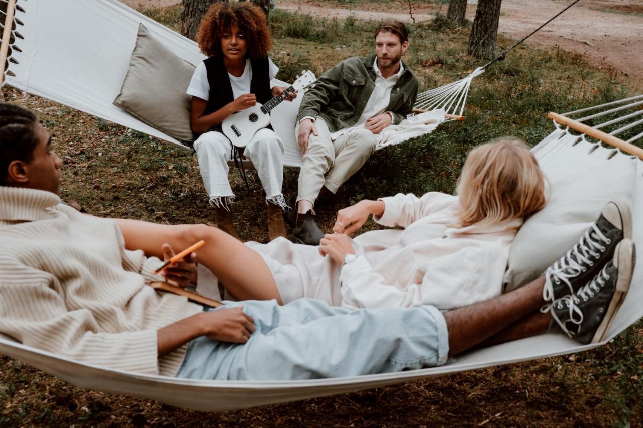 The Aries-A Stargazing, Luxury Glamping Tent Rogersville Bagian luar foto