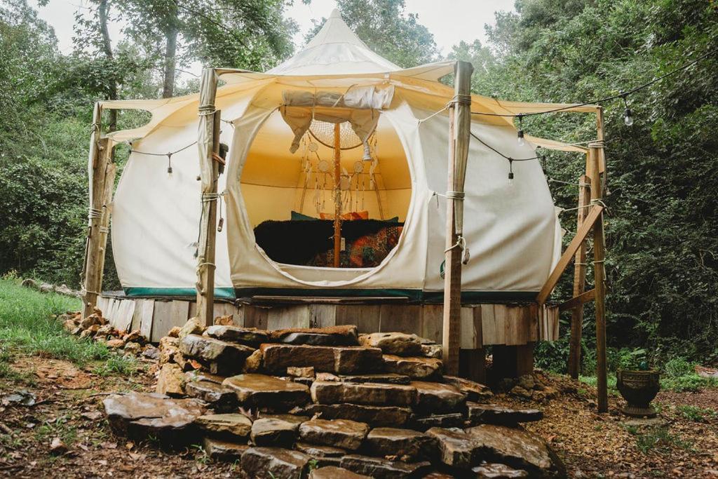 The Aries-A Stargazing, Luxury Glamping Tent Rogersville Bagian luar foto